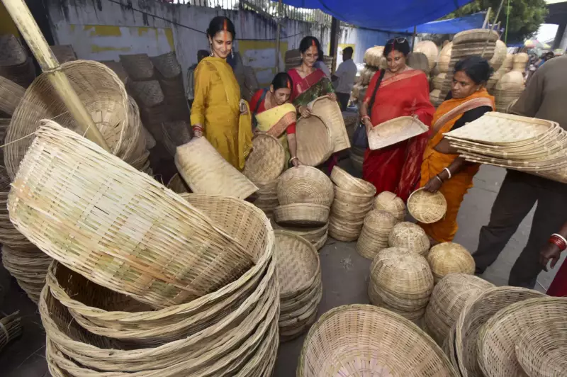 Chhath Puja 2023 Begins: Devotees Across India Celebrate Nahay Khay with Sacred Rituals