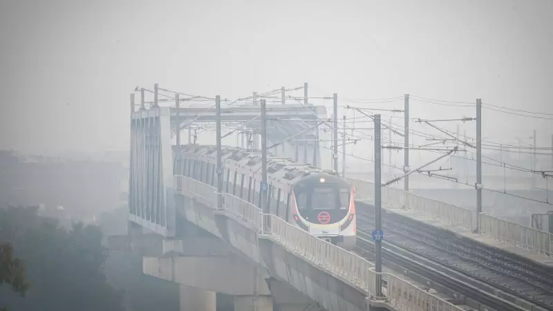 Delhi's Air Quality Plummets to Worst Levels in 4 Years After Diwali Celebrations