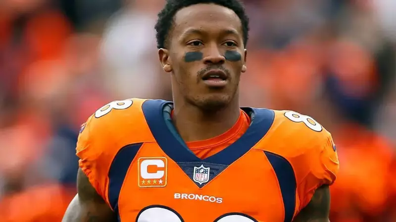 Demaryius Thomas' Mother Overwhelmed as Broncos Induct Late Star into Ring of Fame in Tearful Tribute