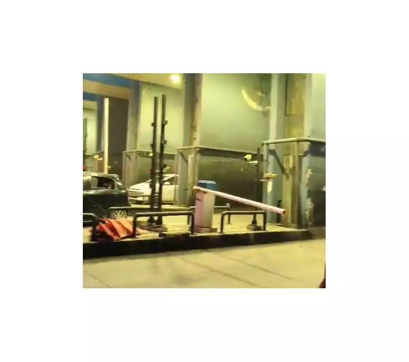 Diwali Bonus Protest Turns Chaotic: Toll Workers Open Gates, Thousands Commute Free