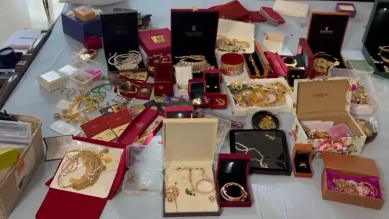 Gold Loan Stocks Tumble Up to 6% as Precious Metal Prices Crash: What Investors Need to Know