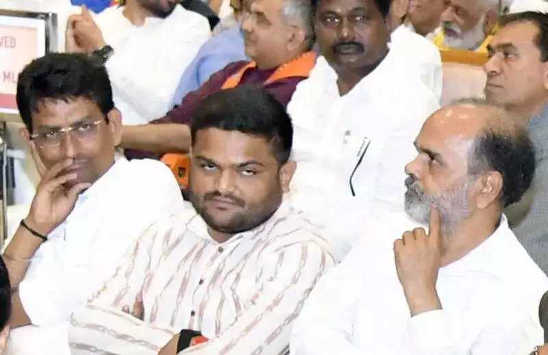 Gujarat Cabinet Reshuffle: Hardik Patel, Alpesh Thakor Sidelined in Major Political Move