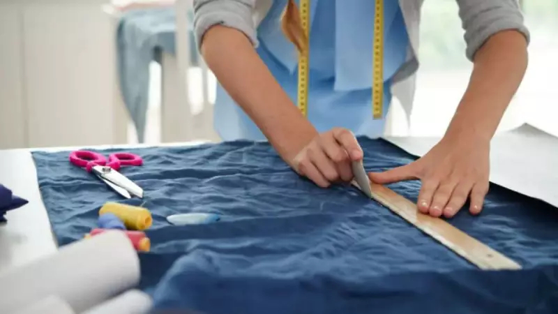 Gujarat Tailor Fined Rs 7,000 for Wedding Blouse Delay: Court Orders Compensation