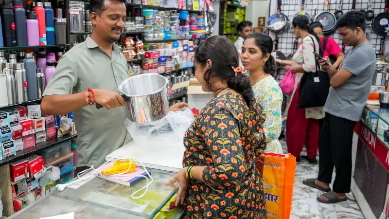 India's Consumption Boom: Domestic Spending to Drive 7% GDP Growth Despite Global Headwinds