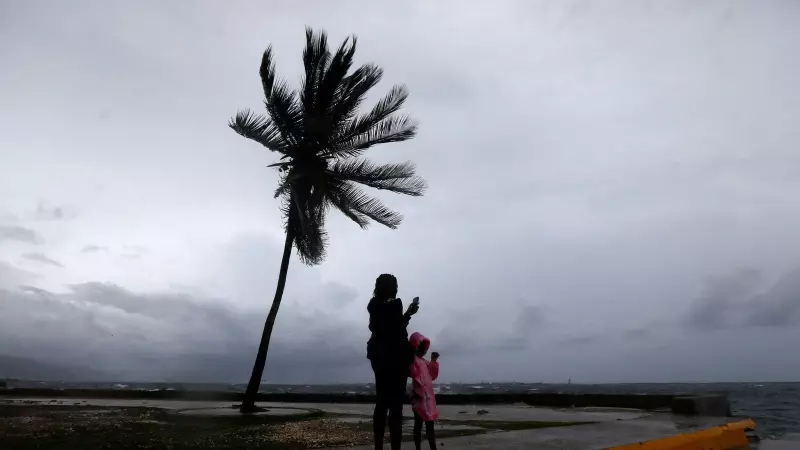 Jamaica Braces for Hurricane Melissa: Category 5 Monster Unleashes Stunning 'Stadium Effect'