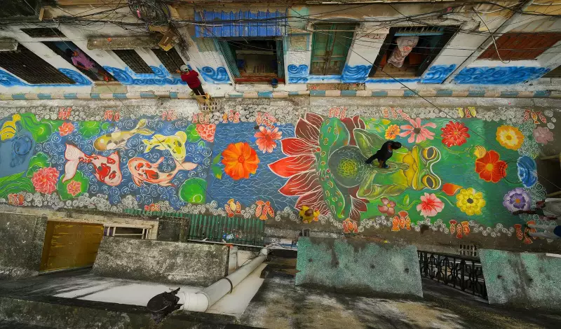 Kolkata Streets Dazzle with 500-Foot Alpona Masterpiece | Times of India