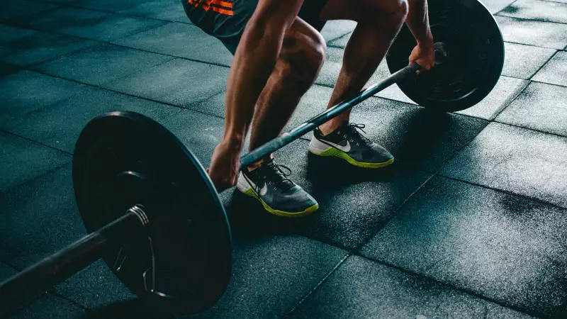 Lose 50kg, Win a Porsche: Chinese Gym's Controversial Weight Loss Challenge Goes Viral