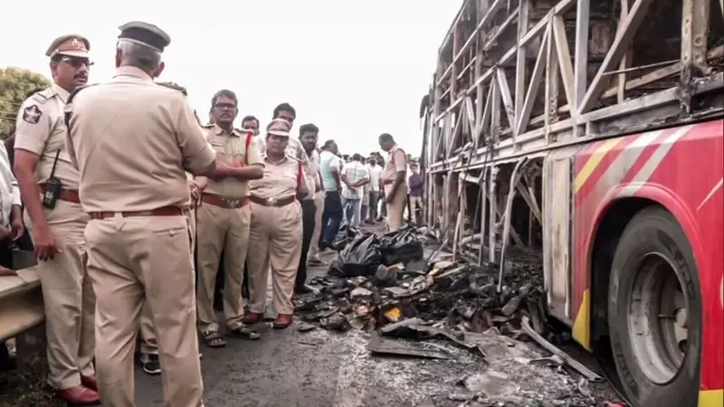 Narrow Escape in Ranchi: Over 40 Passengers Survive as Moving Bus Catches Fire