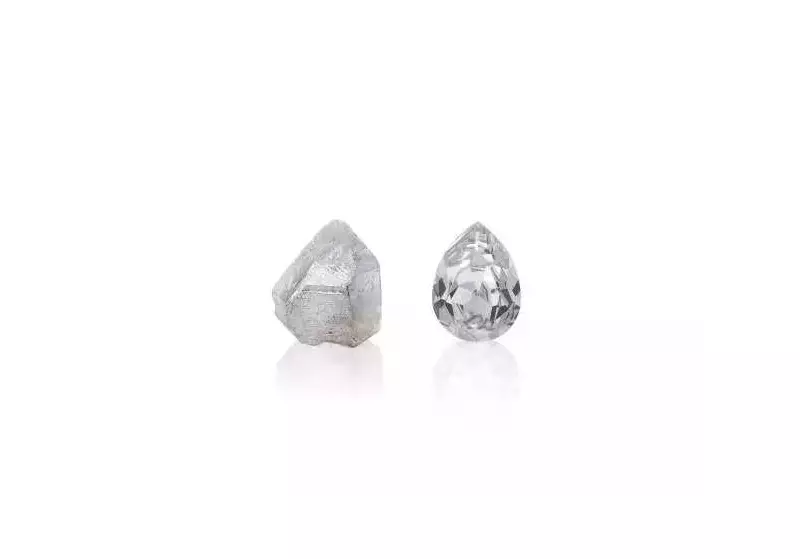 Natural vs Lab-Grown Diamonds: Your Ultimate Guide to Spotting the Difference