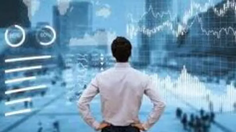 Oil Prices Rebound as US Crude Inventories Shrink | Technical Rally Fuels Gains