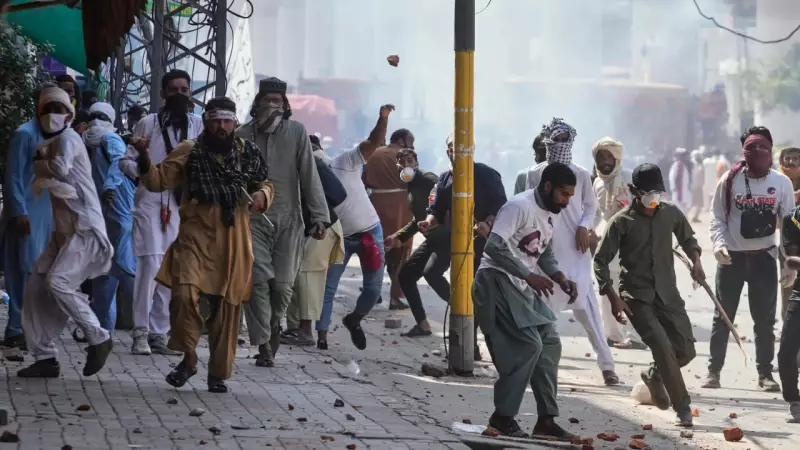 Pakistan Cabinet Bans TLP: Crackdown on Party After Deadly Gaza Protest Violence