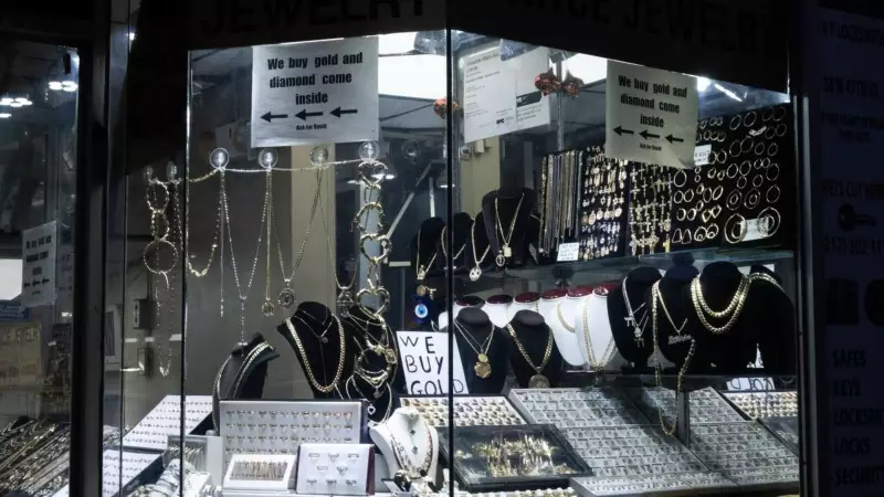 Record Stock Market Highs Mask These 5 Dangerous Warning Signs | Mint Analysis