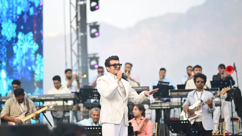 Sonu Nigam Halts Concert Mid-Show for Azaan in Srinagar - Viral Moment Echoes His Old Tweet!