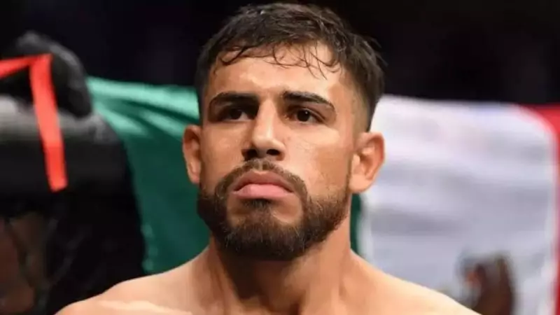 UFC Star Yair Rodriguez's Comeback Derailed by Hand Surgery - MMA World Rallies with Support
