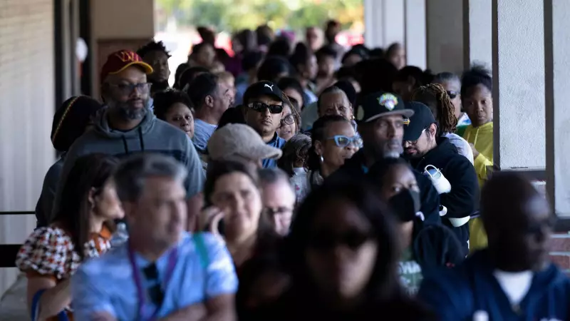 US Government Shutdown Threat Sparks Food Aid Crisis: Americans Queue for Free Meals