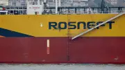 Chinese Oil Giants Halt Russian Crude Purchases Following US Sanctions on Rosneft and Lukoil