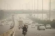 Delhi-NCR Chokes Under Toxic Smog: Punjabi Bagh Records Dangerous AQI of 433 | Air Quality Crisis Deepens