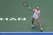 Elena Rybakina Storms Into Ningbo Open Final, Keeps WTA Finals Hopes Burning Bright