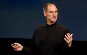 GM CEO Claims Steve Jobs Would BACK His Move to Ditch Apple CarPlay!