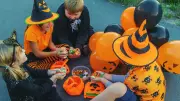 Halloween 2025: From Candy Chaos to Controlled Celebration - Expert Tips for Managing Kids' Sugar Rush