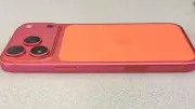 iPhone 17 Pro Max Colour Controversy: Apple's Hero Hue Shifts from Orange to Pink, Baffling Users