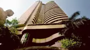 Market Rollercoaster: Bandhan Bank Soars 9% While Vedanta, Adani Power Plunge | Oct 31 Trading Analysis