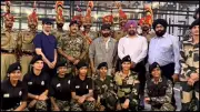 Sunny Deol's Patriotic Wagha Border Visit: Hindustan Zindabad Chants Echo as BSF Jawans Welcome Bollywood Star
