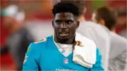 Tyreek Hill Retirement Shock: Dolphins WR Drops Bombshell NFL Future Hint After Devastating Knee Injury