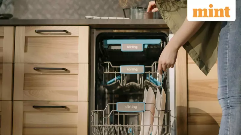 10 Kitchen Items You Should Never Put in a Dishwasher