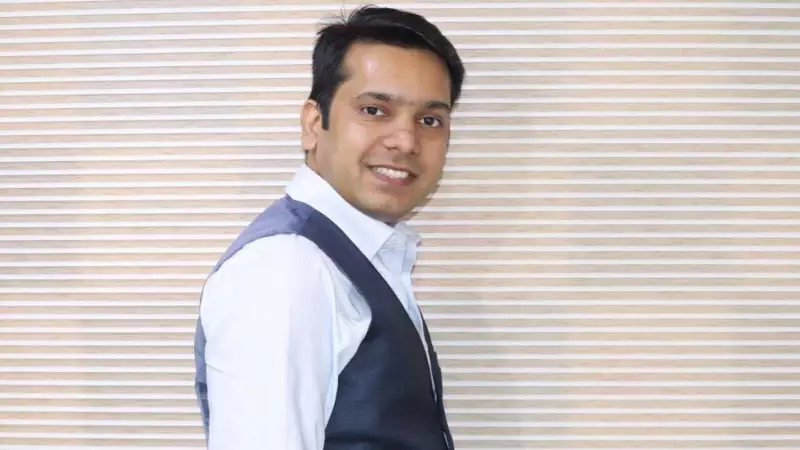 3 Stocks Under ₹100 to Buy Now: Expert Sumeet Bagadia's Monday Picks for November 2025