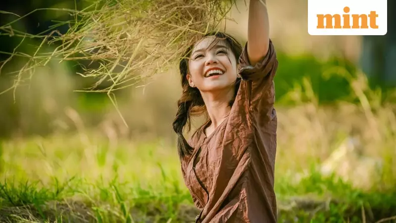 5 Daily Habits That Hurt Mental Health & How to Fix Them