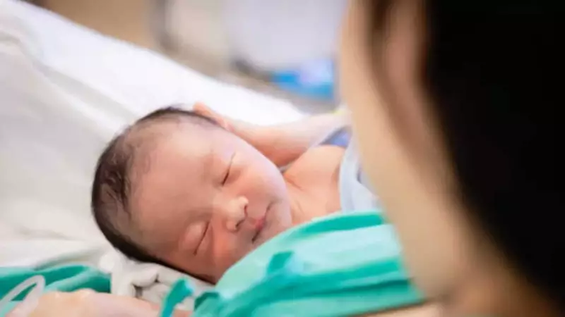 7 Cute Baby Boy Names for Thursday-Born Children in India