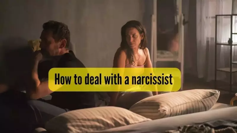 7 Survival Strategies: How to Deal with a Narcissist in Your Relationship