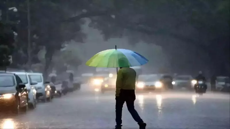 Bengaluru Heavy Rain & Poor AQI: Weekly Forecast & Health Tips