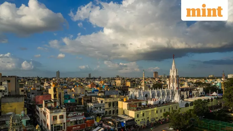 Bengaluru Temperatures Drop to 16.7°C, IMD Forecasts Rain