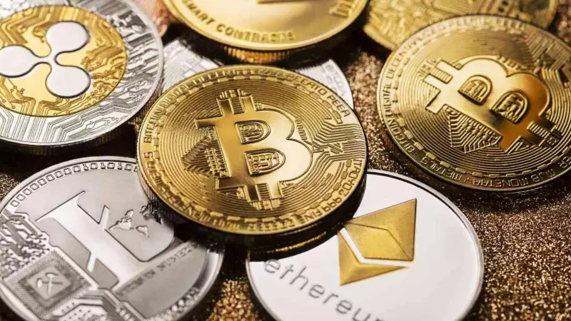 Bitcoin Crashes Below $100,000: 6-Month Low Amid Fed Rate Cut Worries