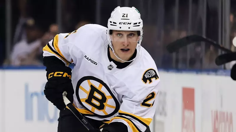 Boston Bruins Roster Shake-Up: Alex Steeves Called Up, Elias Lindholm on IR