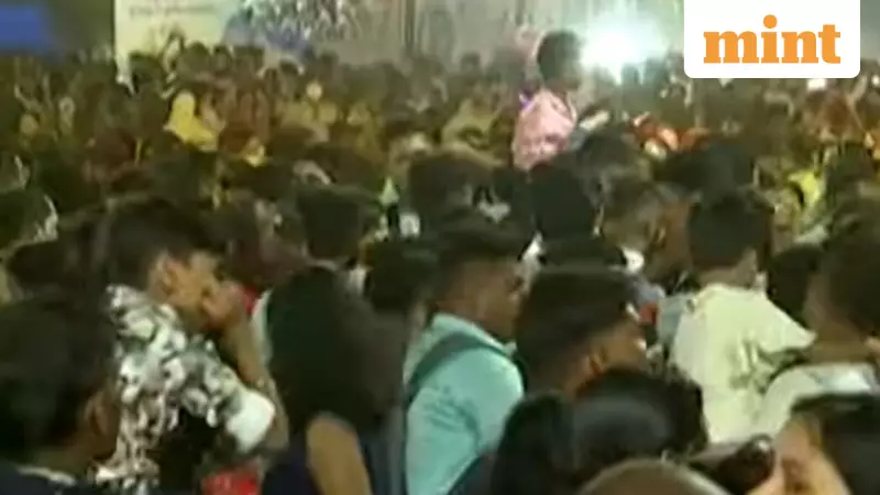 Chaos at Shreya Ghoshal Concert in Cuttack: 2 Faint Amid Stampede