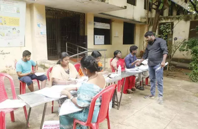 Cyclone Ditwah Threatens Chennai's Election Data Collection, 54% Forms Digitized