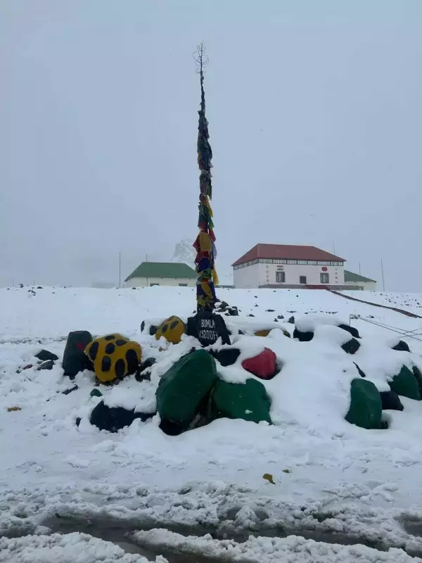 Cyclone Mocha Brings Unseasonal Rain & Winter Chill to Northeast India | Weather Alert