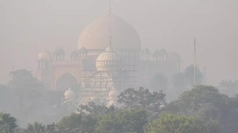 Delhi AQI at 359: Very Poor Air Quality Persists, Marginal Relief Noted