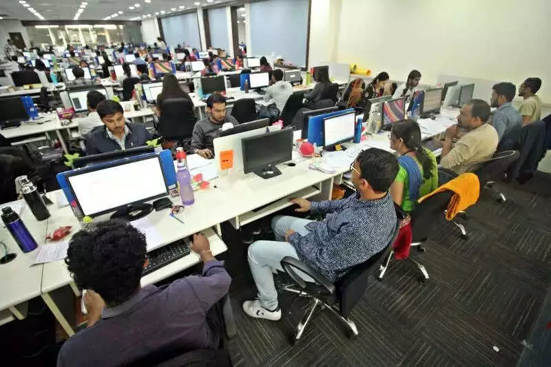 Delhi Industrial Workers See Inflation Plunge to 1.7% in 2024