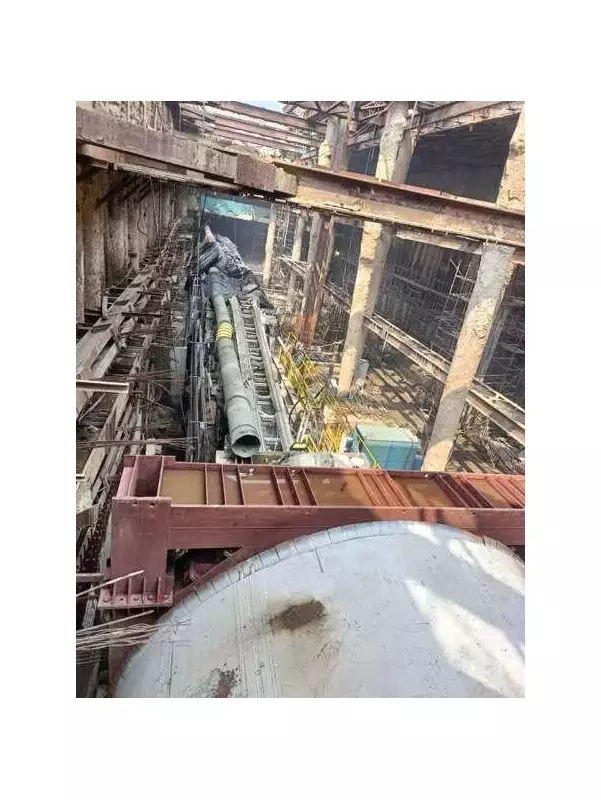 Delhi Metro's Engineering Marvel: Tunnels Built Under Active Red Line