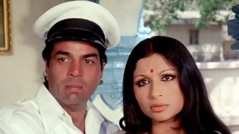 Dharmendra Passes Away: Sharmila Tagore Recalls His Humble Nature