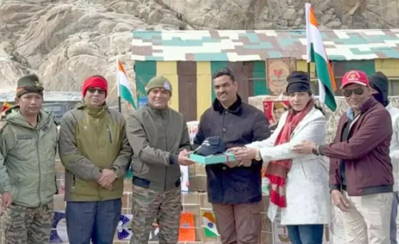 Diwali Delights Reach Siachen Heroes: Pune's Aadhar Trust Brings Taste of Home to World's Highest Battlefield