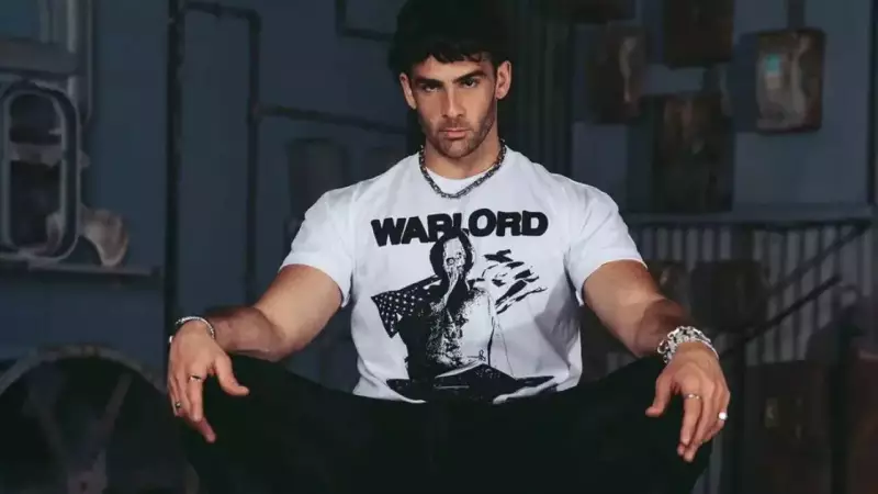 HasanAbi's Superman Halloween Stunt Goes Viral: Fans Roast Streamer in Hilarious Online Frenzy