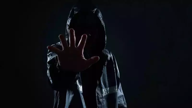 Incognito Mode Myths Busted: What Really Gets Deleted When You Close It