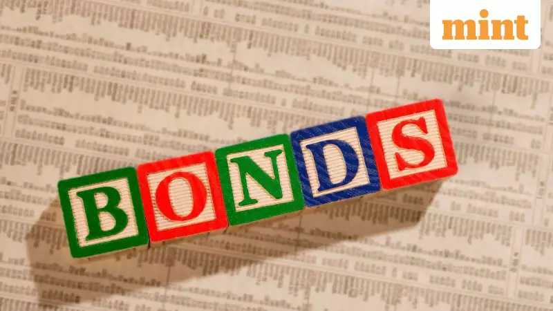 Indian Bonds Fall as 8.2% GDP Growth Dampens Rate Cut Hopes