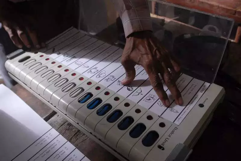 Kozhikode's 45-Year LDF Rule Faces Test Amid Rapid Urban Growth