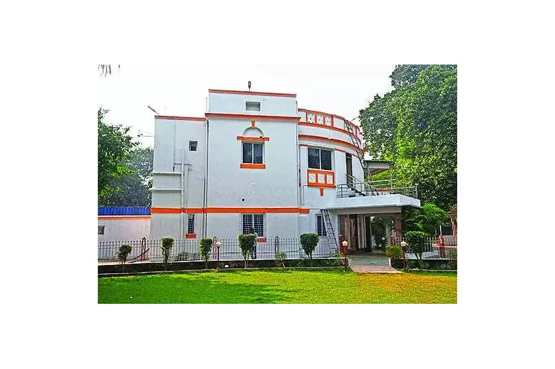 Lalu Prasad's Bungalow Controversy: Why RJD Chief Refuses New Patna House